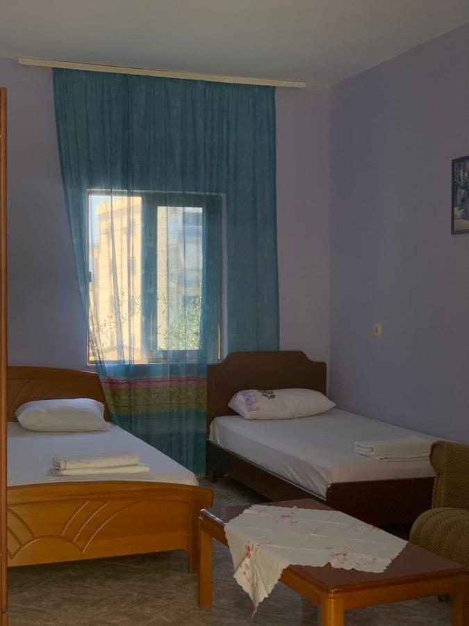 On Budget Albergue Sarandë
